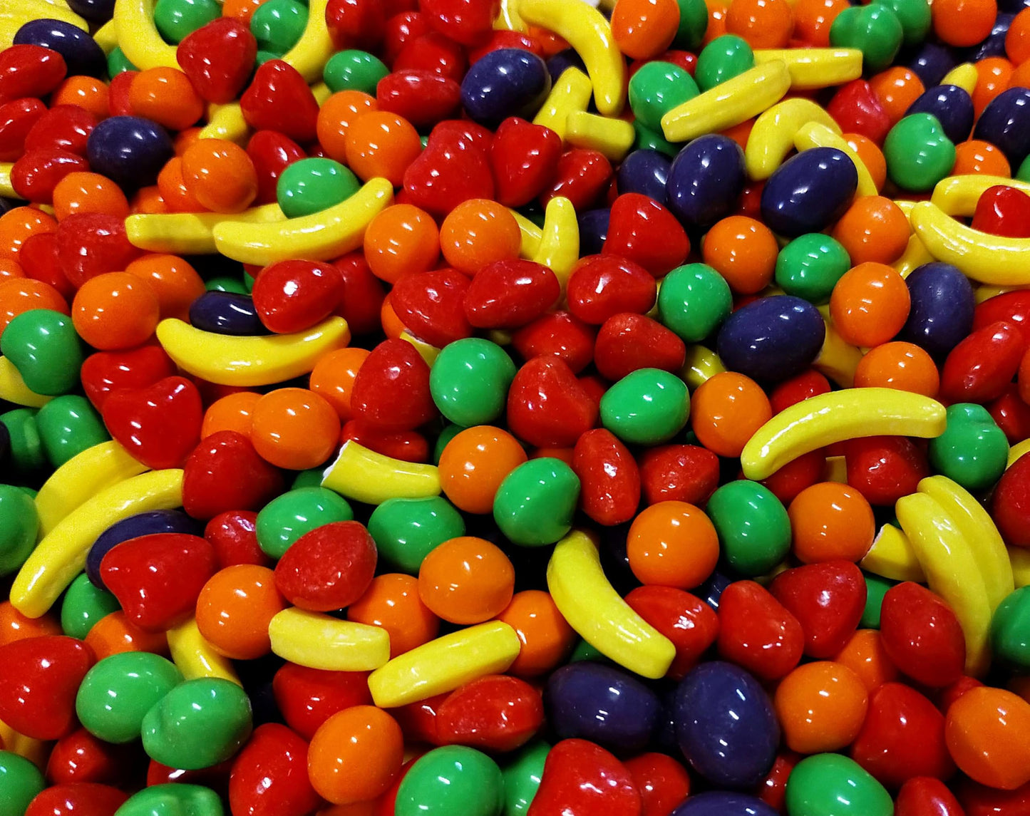 Mini Fruit Shaped Candy - 1 lb of Sweet Crunchy Candies Perfect for your Dish or Vending Machines