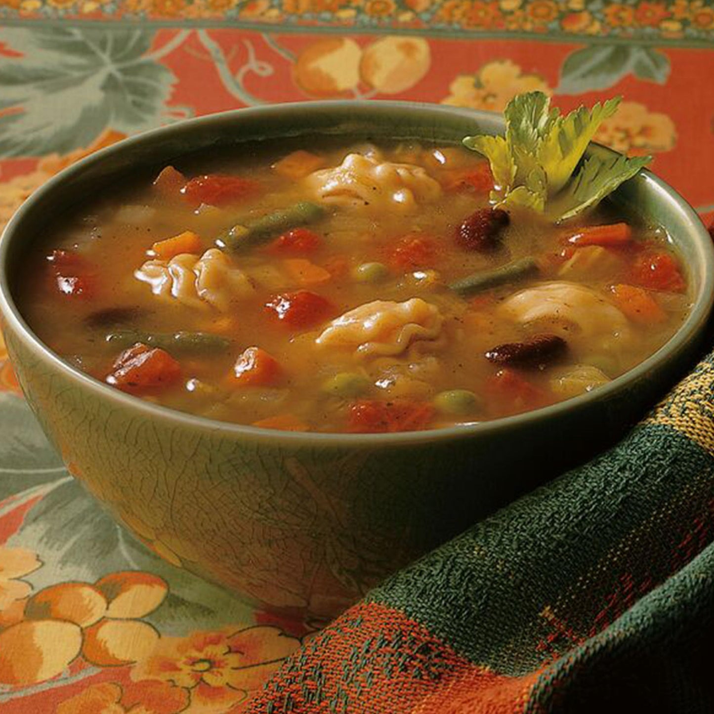 Amys Vegan Minestrone Soup, Light in Sodium, 14.1 Oz (Pack of 12)