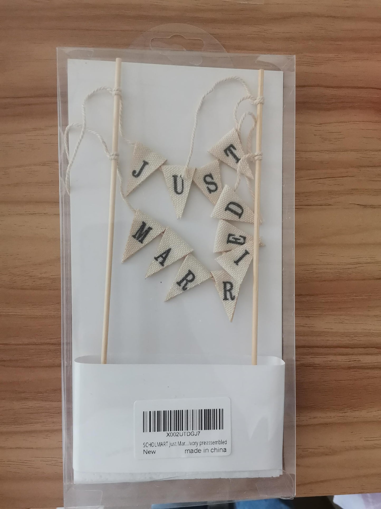 SCHOLMART Just Married Cake Topper, Rustic Cotton Bunting Flags, Preassembled, Silver