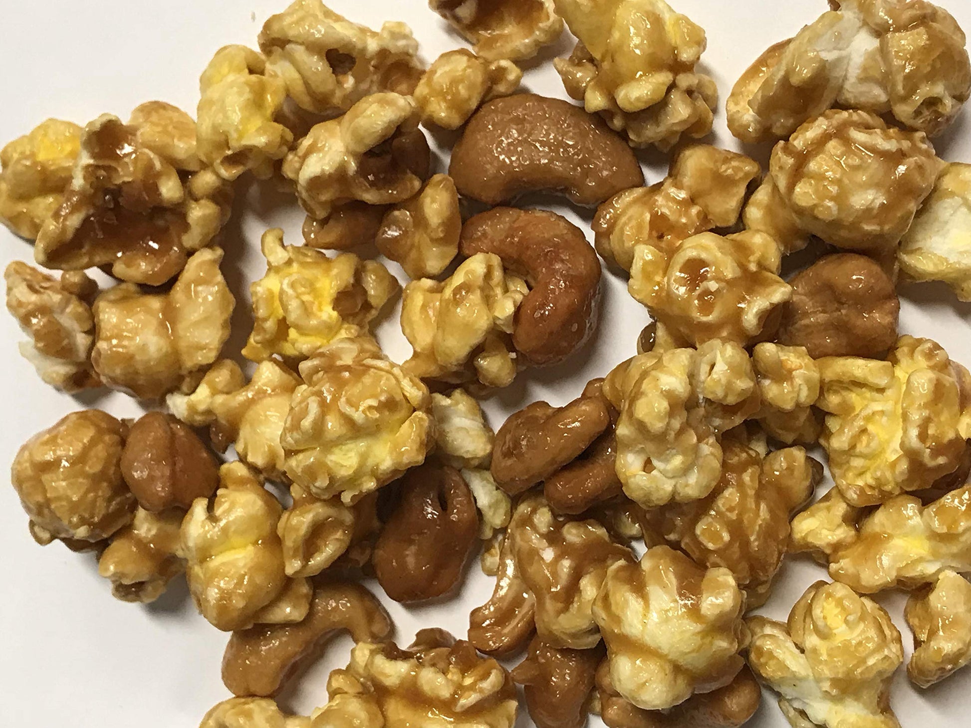 Damn Good Popcorn's Caramel Cashew Gourmet Popcorn Pick Your Size (8 oz)