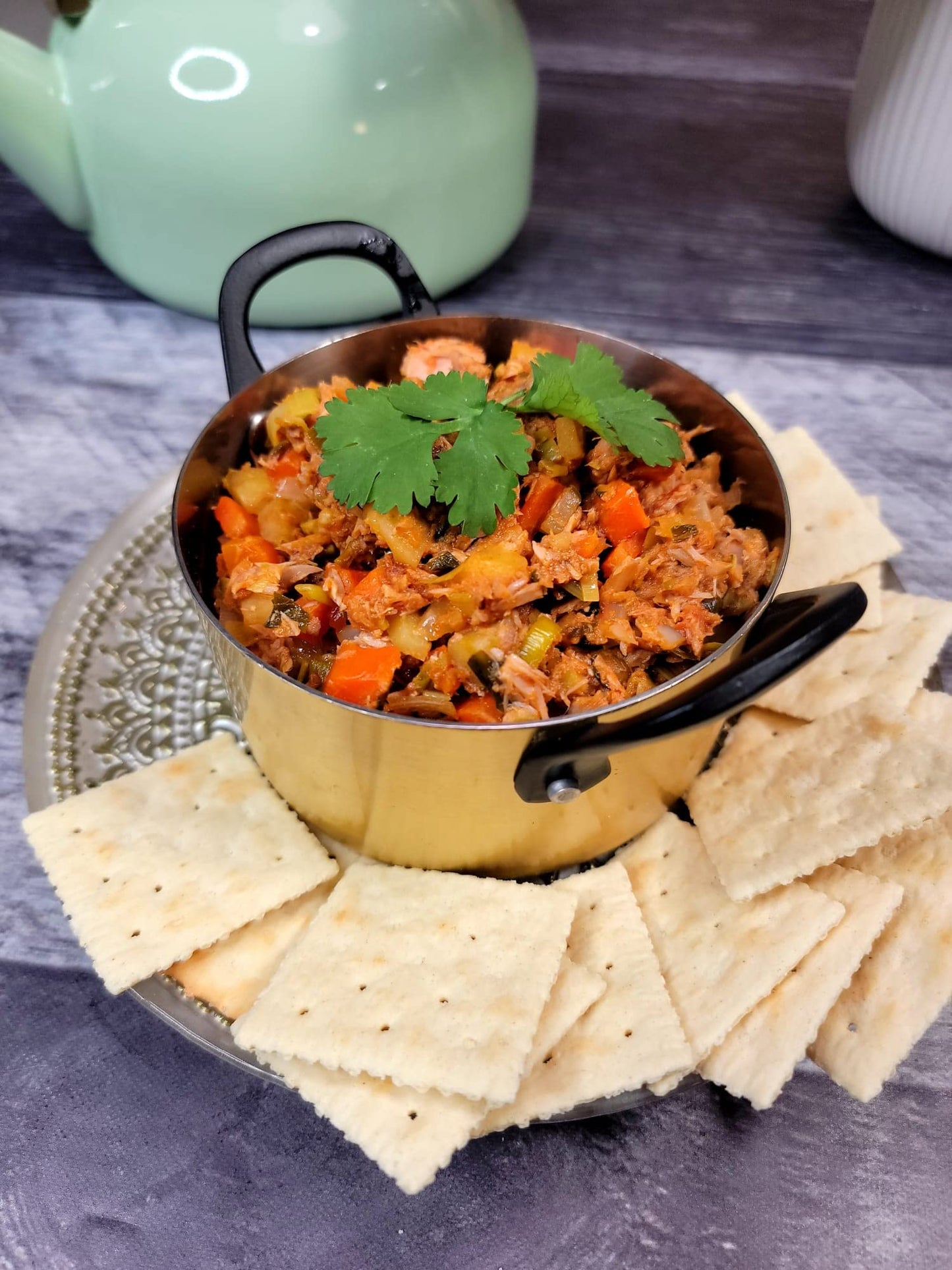 Jego Solid Tuna In Water | Wild Natural Catch Tuna | Keto | Low Carb | Gluten Free | Soy Free | Canned | Ready To Eat | Pack Of