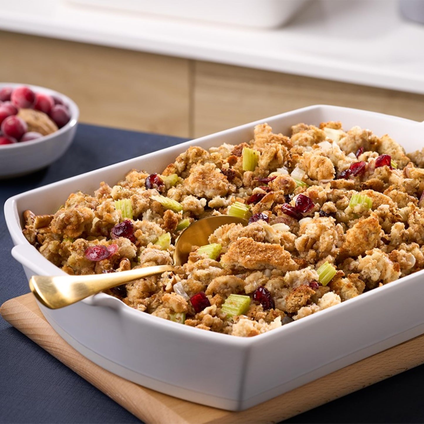 Pepperidge Farm Herb Seasoned Classic Stuffing  12 oz. Bag