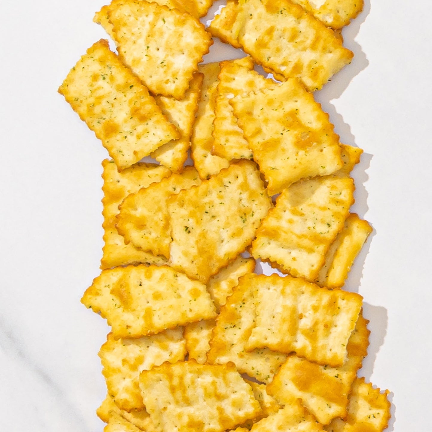 Mondelez Global Sour Cream and Onion Ritz Toasted Chips (229 g)