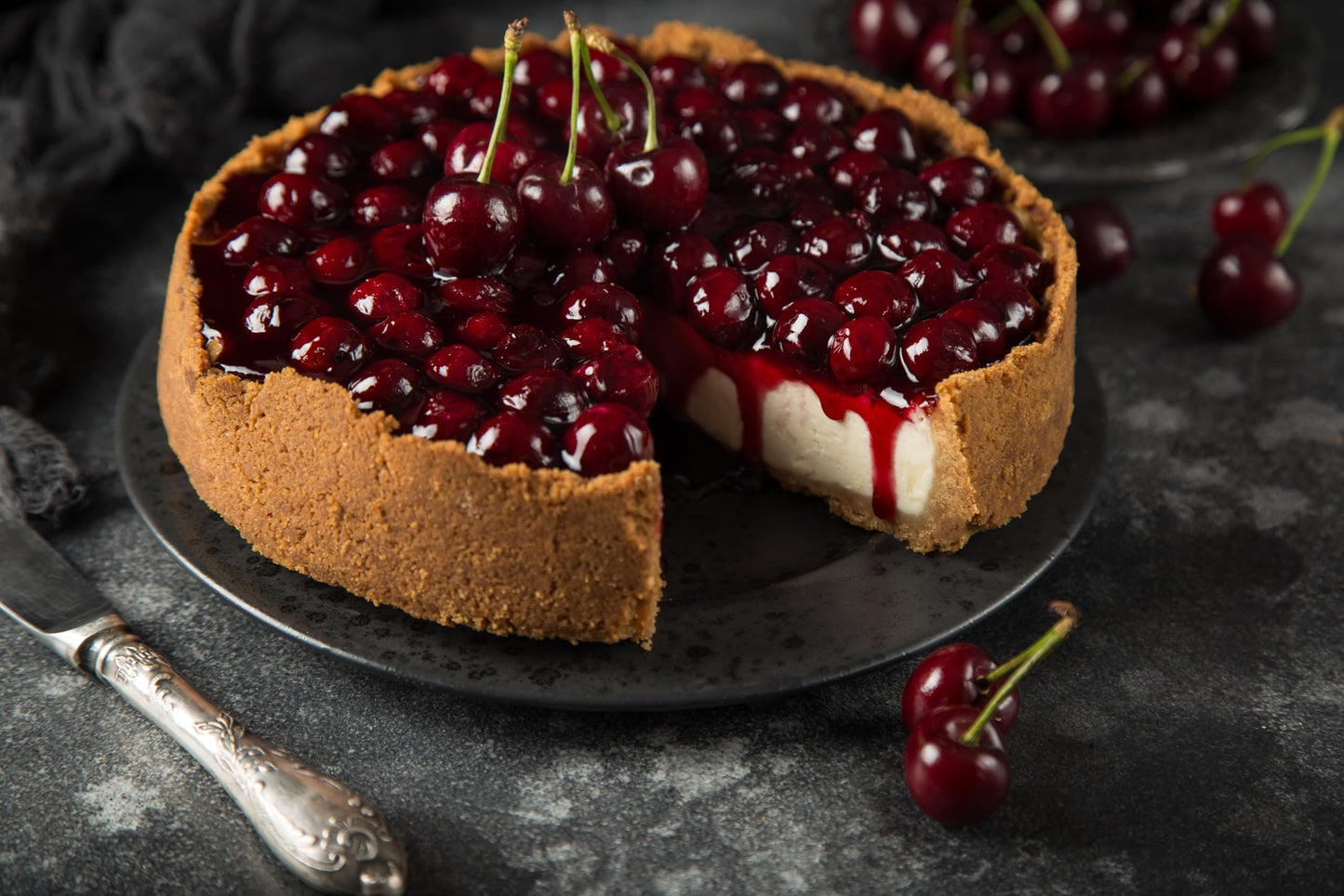 Vanilla Bean Kings Pure Cherry Extract - Natural Flavoring for Baking & Cooking - 4 fl oz