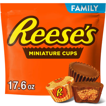 Reese'S Miniatures Milk Chocolate Peanut Butter Cups, Halloween Candy Family Pack, 17.6 Oz
