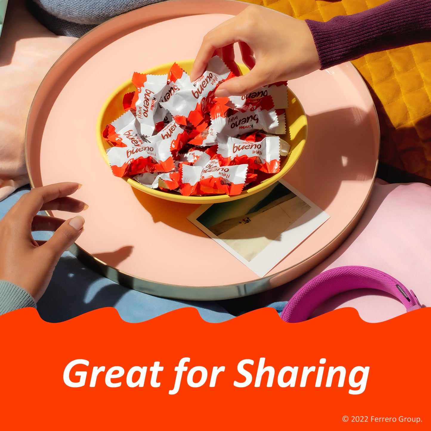 Kinder Bueno Mini Chocolate Bars, 125 Count Party Pack, Milk Chocolate & Hazelnut Cream, Individually Wrapped, 23.8 oz