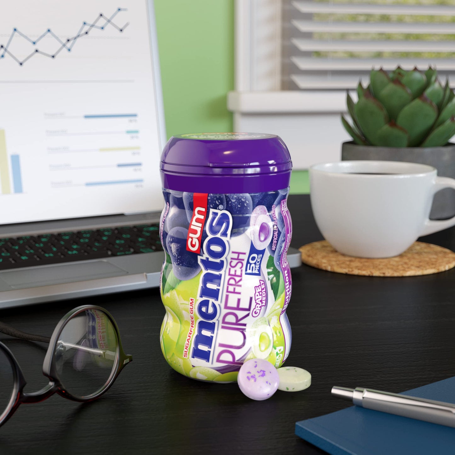 Mentos Pure Fresh Sugar-Free Chewing Gum With Xylitol, Grape Medley, 50 Piece Bottle (Bulk Pack Of 4)