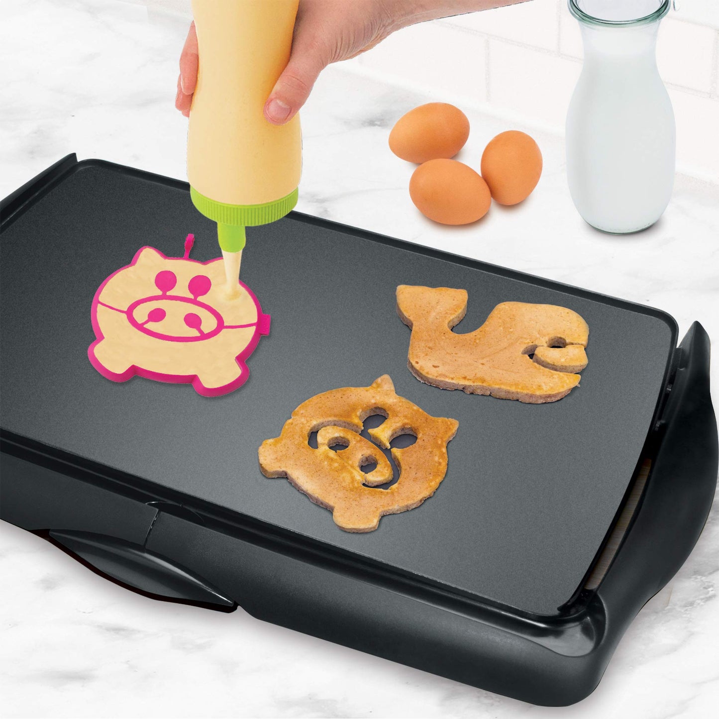 Tovolo Breakfast Shaper, Pig, Pink