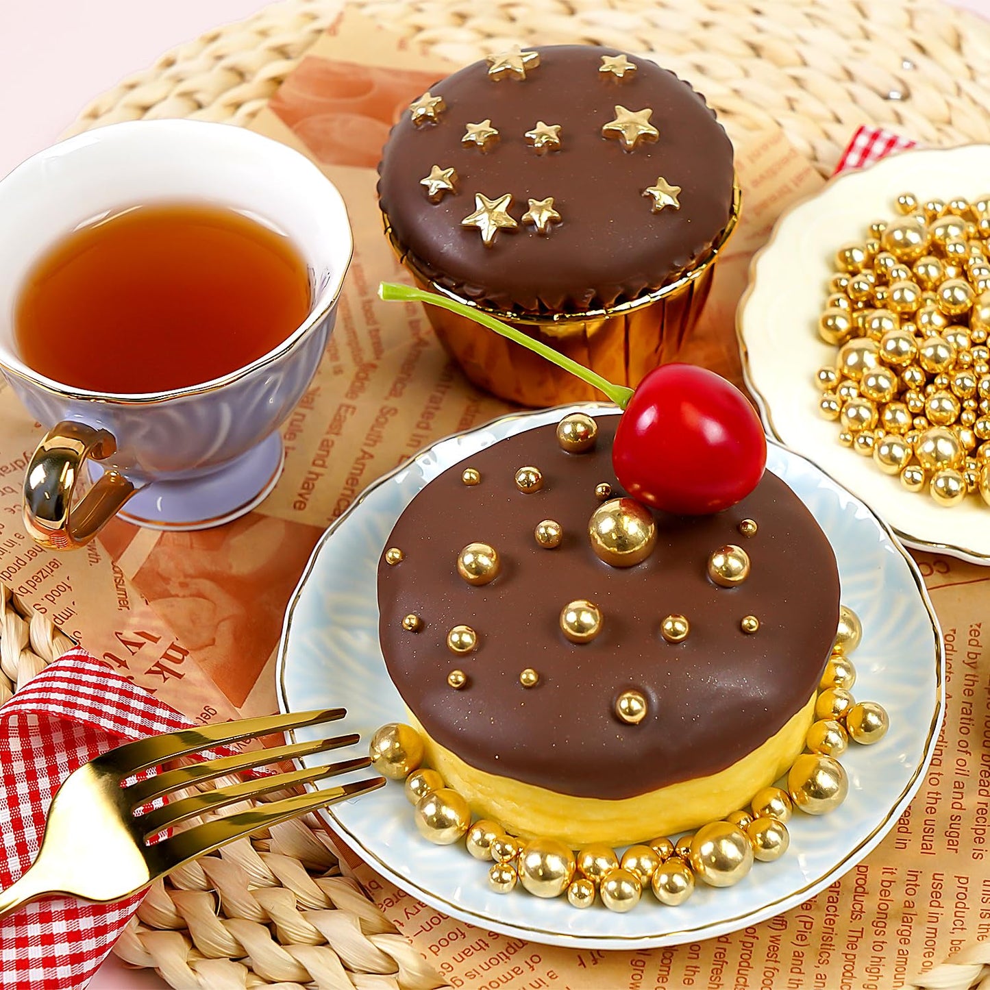Joyvitas Gold Pearl Dessert Sprinkles, Edible Sugar Candy Pearls, 150g/5.29oz for Cake Decorating, Cupcakes, Cookies