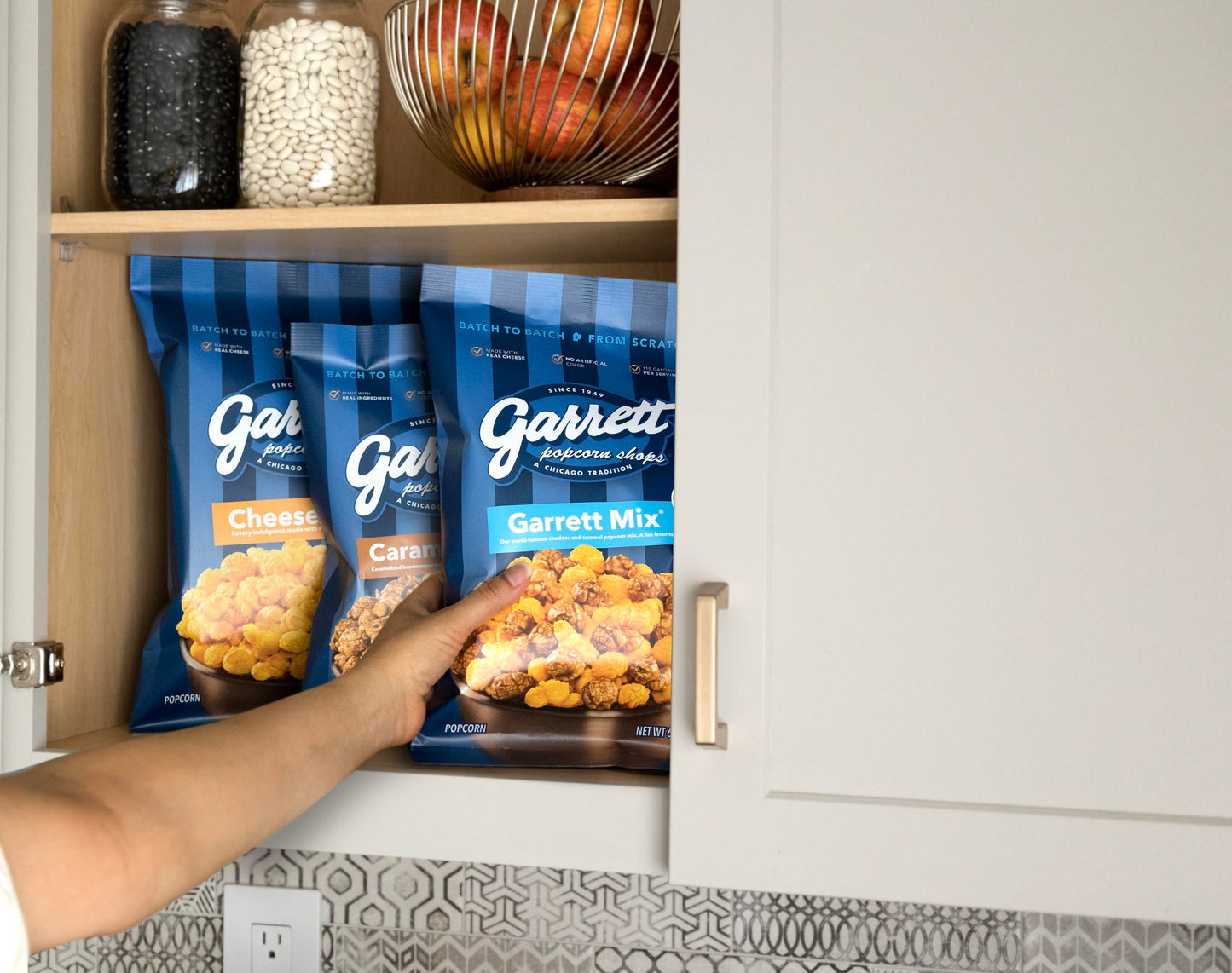 Garrett Popcorn CaramelCrisp, 7.5oz, 4 Bags, Caramel Gourmet Popcorn, Gluten Free, Sweet Snack, Popped Popcorn Bags