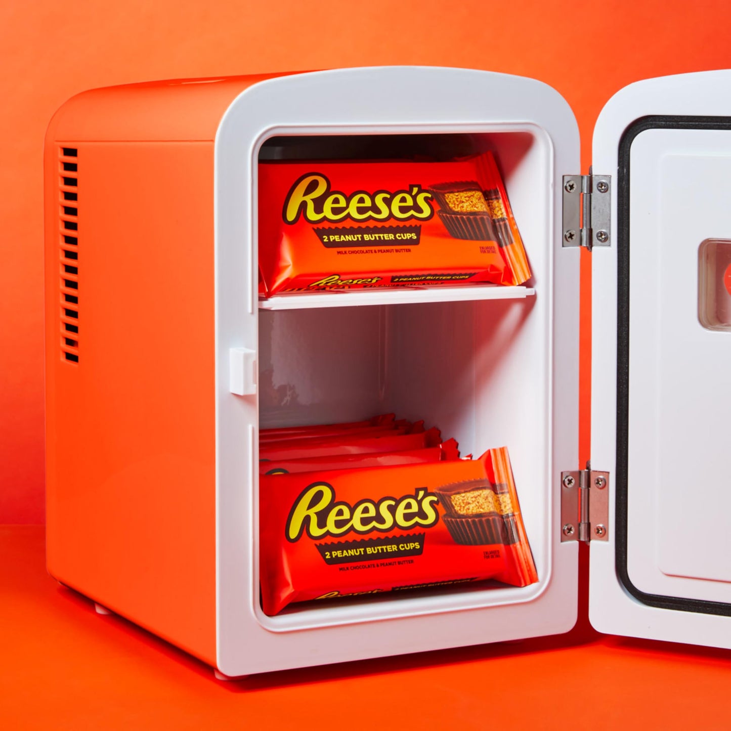 REESES Milk Chocolate Peanut Butter Cups, Candy Pack, 1.5 oz