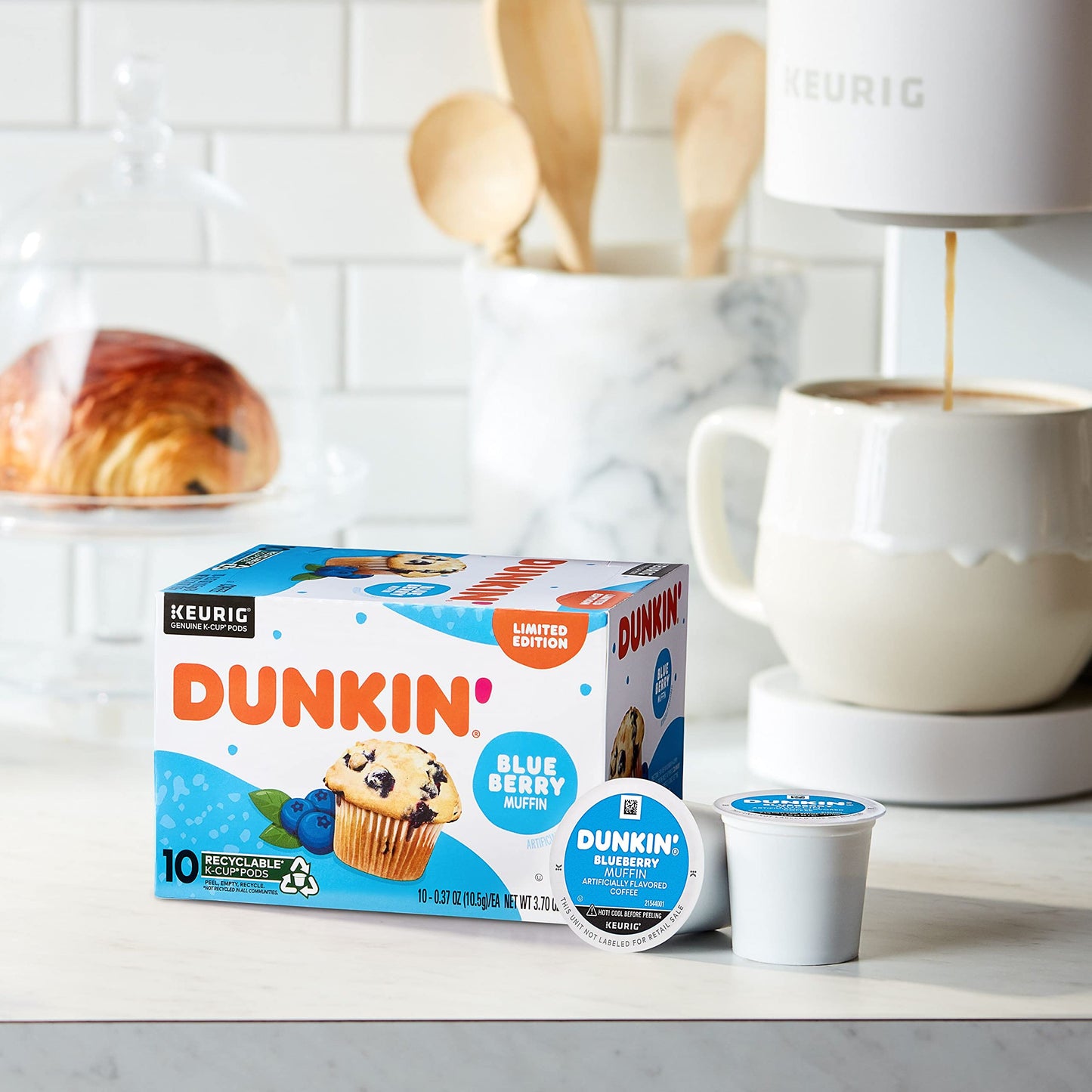 Dunkin' Blueberry Muffin Flavored Coffee, 60 Keurig K-Cup Pods