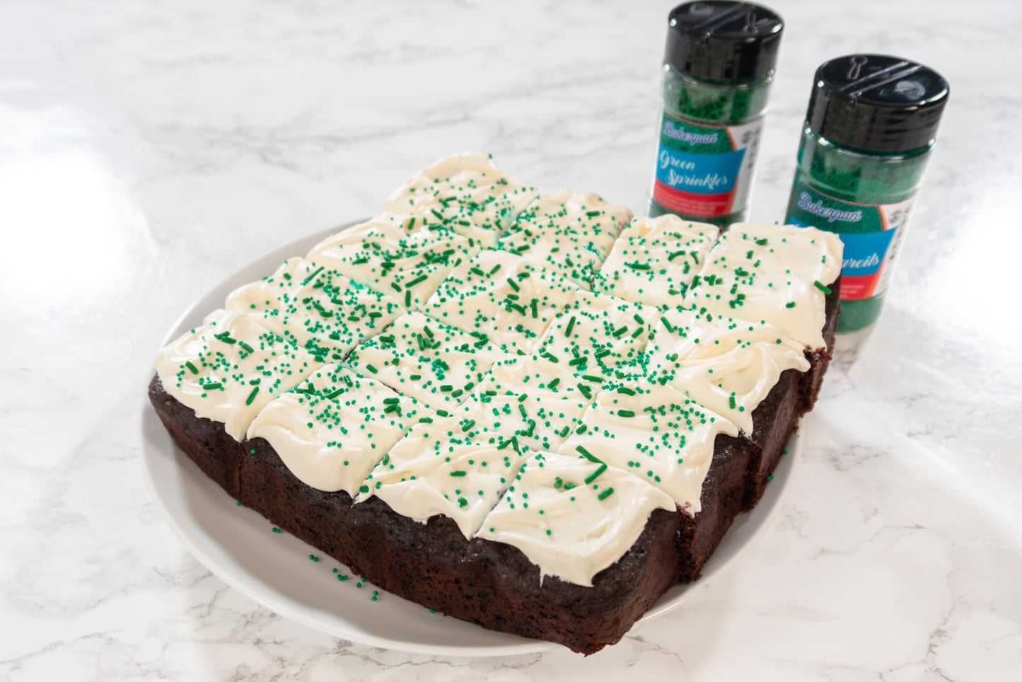 Bakerpan Green Jimmies Sprinkles - 6 Ounces Green Sprinkles For Cake Decorating, Edible Sprinkles For Cupcakes, Ice Cream (Made