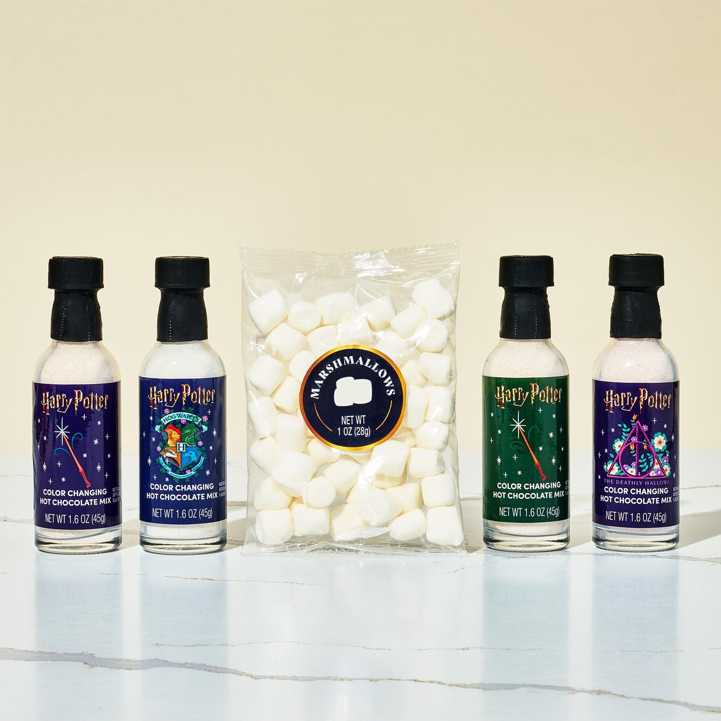 Harry Potter, Color Changing Hot Chocolate Gift Set, Includes 4 Bottles Of Color Changing Hot Cocoa Mix And Marshmallows In Hogwarts Express Train Box
