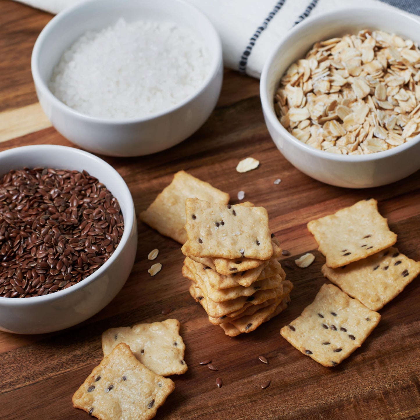Munchkin Milkmakers Lactation Crisps For Nursing, Breastfeeding & Pumping Moms - Gluten Free & Fenugreek Free Crackers With Milk