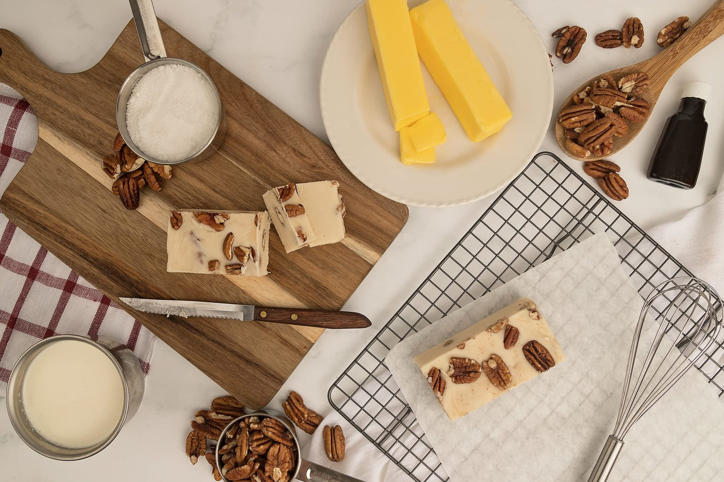 Uncle Butch'S Fudge - Creamy And Smooth Butter Pecan With Pecans - Decadent And Delicious Handcrafted Fudge (16Oz)