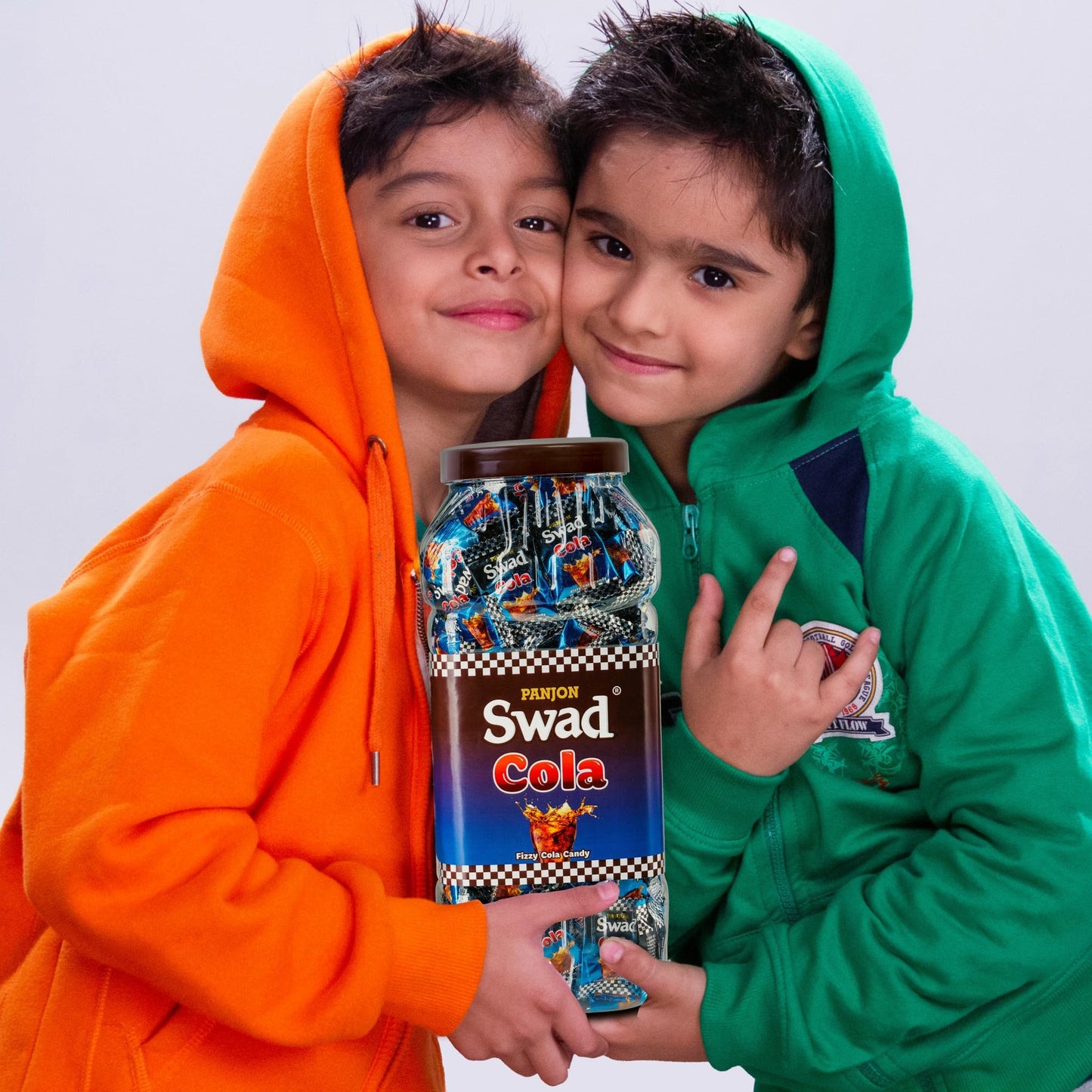 Swad Cola Candy | Chatpata Masala Cola Flavor Fizz Toffee| Sugar Candy Party Treats Pack | 150 Toffee Jar.