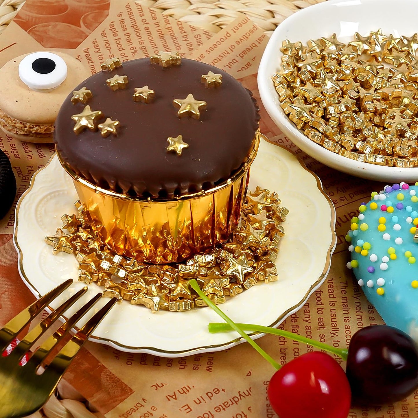 Joyvitas Christmas Gold Star Sprinkles, Edible Sugar Candy for Cake Decorating, 150g/5.29oz