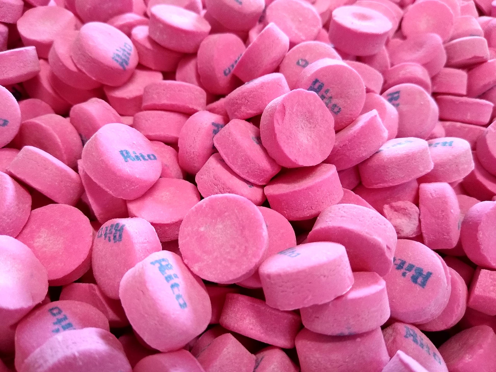 Pink After Dinner Mints - 2 lbs of Creamy Crunchy Long Lasting Flavored Wintergreen Mints