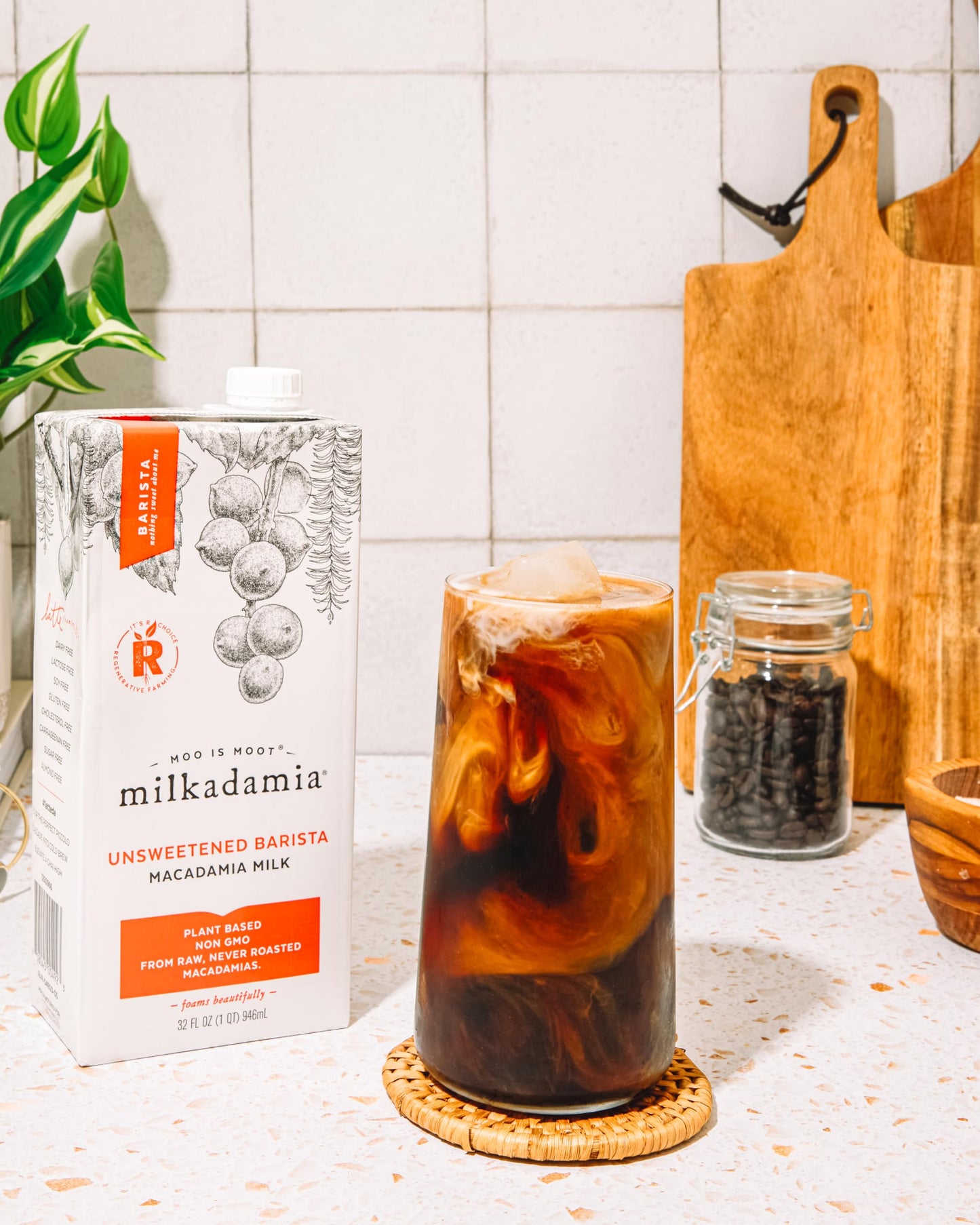 milkadamia Macadamia Milk - Unsweetened Barista - 32 Fl Oz (Pack of 6) - Lactose Free Milk, Vegan Shelf Stable Milk, Plant Based