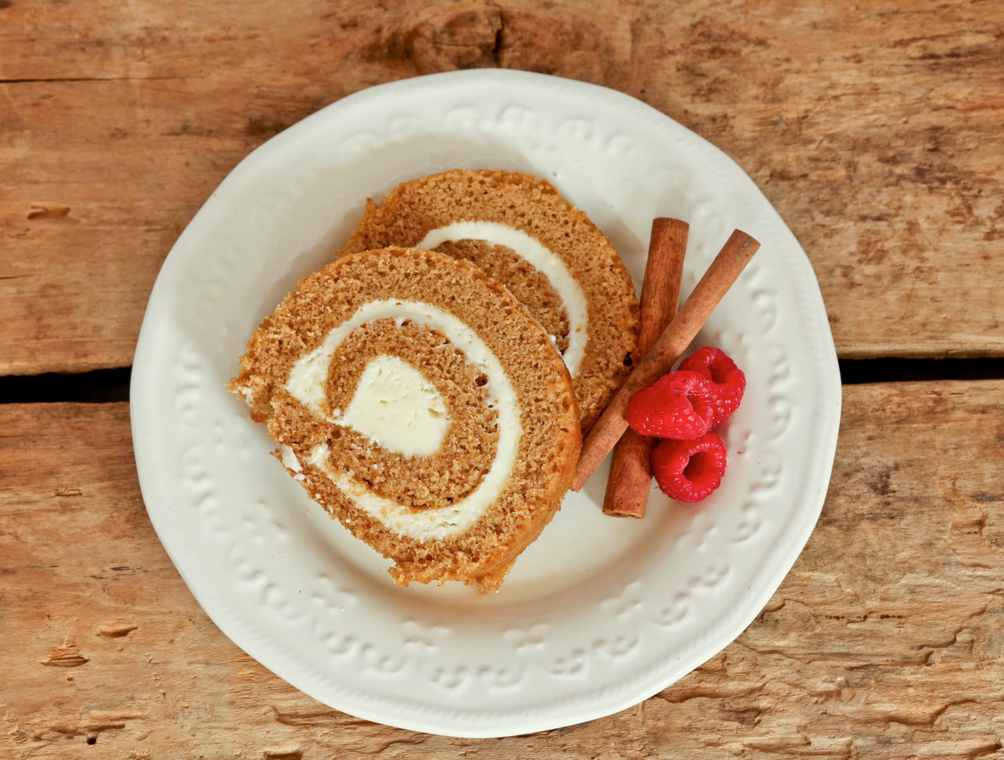 Amishtastes Arianna Pumpkin Roll, Autumn Thanksgiving Treat, 23 Oz.