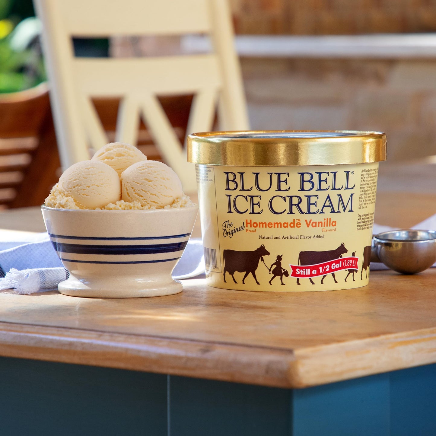 Blue Bell Gold Rim Homemade Vanilla Ice Cream, 64 fl oz
