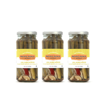 Jalabeaños - Pickled Green Beans With Jalapeño And Garlic - Spicy Dill Pickle Beans For Cocktails, Snacking - Non-Gmo, Kosher, Gluten-Free 16Oz (3-Pack)