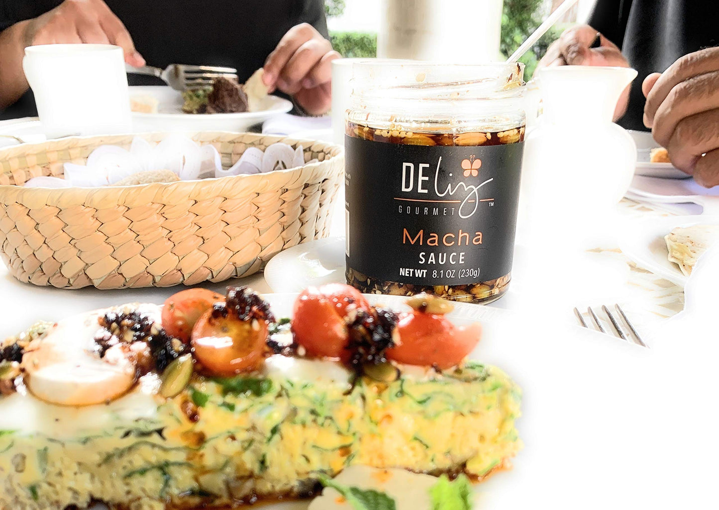 Deliz Gourmet Macha Sauce, Oil-based with Dried Chillies, Pumpkin Seeds & Sesame Seeds, 8 oz.