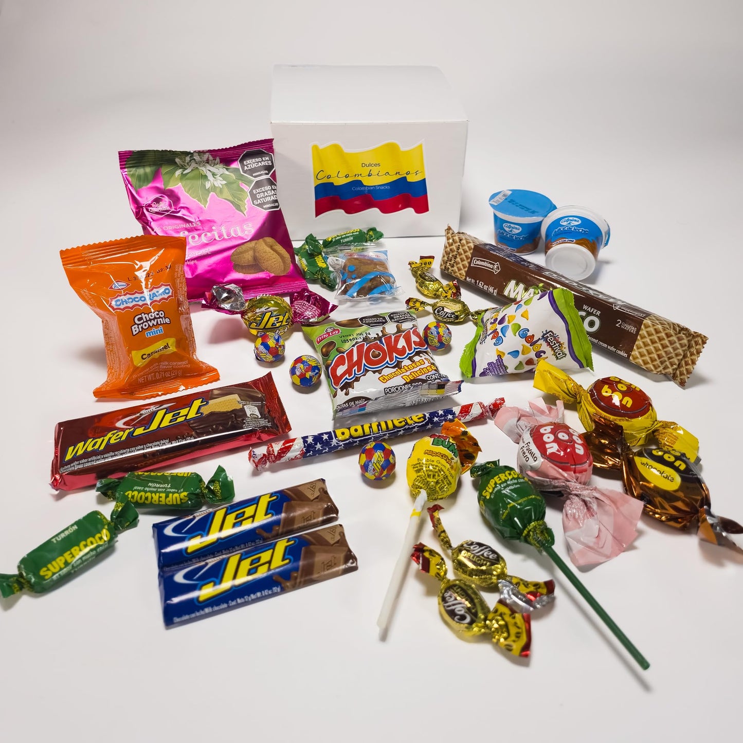 CALES Colombian Gift Box - Assorted Snacks & Sweets - 1 Fl Oz