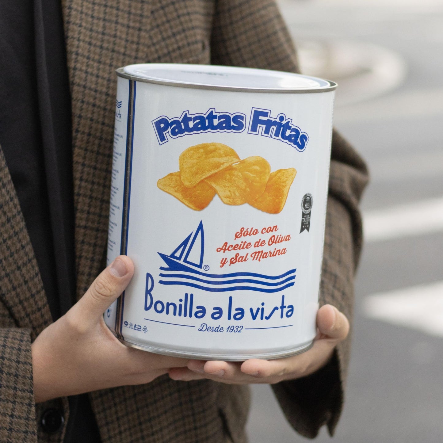Bonilla a la Vista Potato Chips - 275g Tin - 9.7 Ounce (Pack of 1)