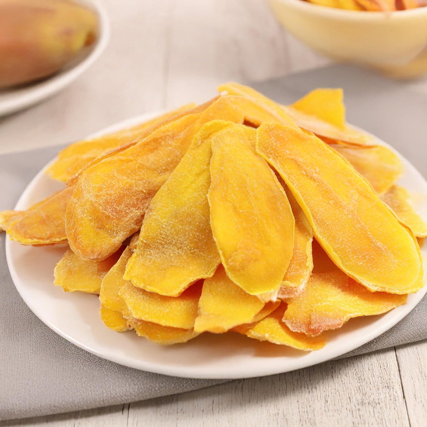 Anna and Sarah Extra Low Sugar Added Dried Mango Slices 32 Oz Delicious Texture Soft & Juicy, Naturally Ripened Fruits, Gluten F