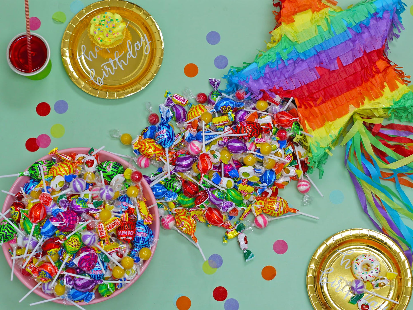 18 LB Bulk Candy Mix - Approx. 1 000 Pieces - Individually Wrapped Assorted Candy for Pinatas  Parties  Parades  Birthdays  Classroom Events & Fiesta Celebrations