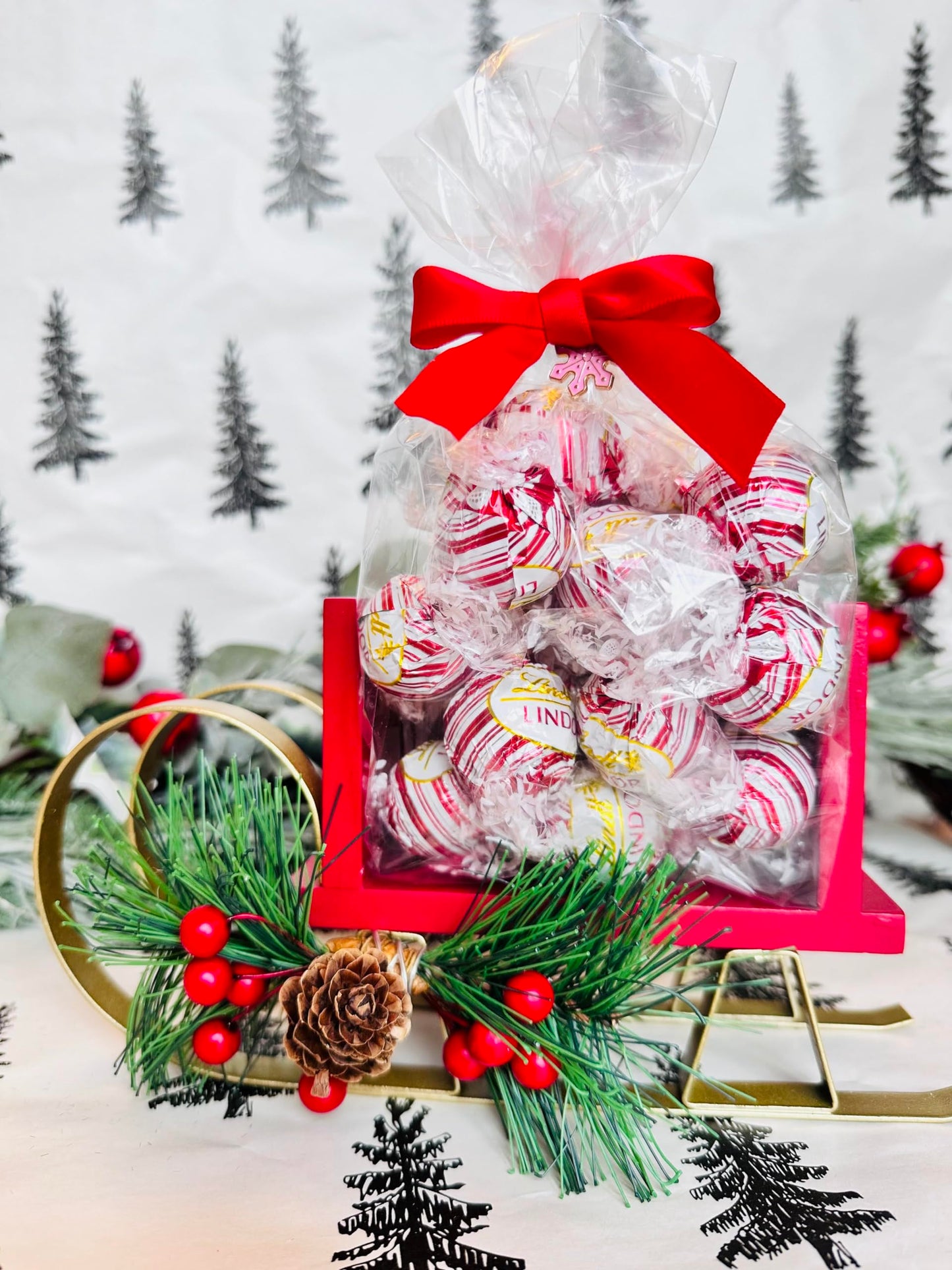 Bulk Chocolate Truffles Peppermint White Chocolate (Small)