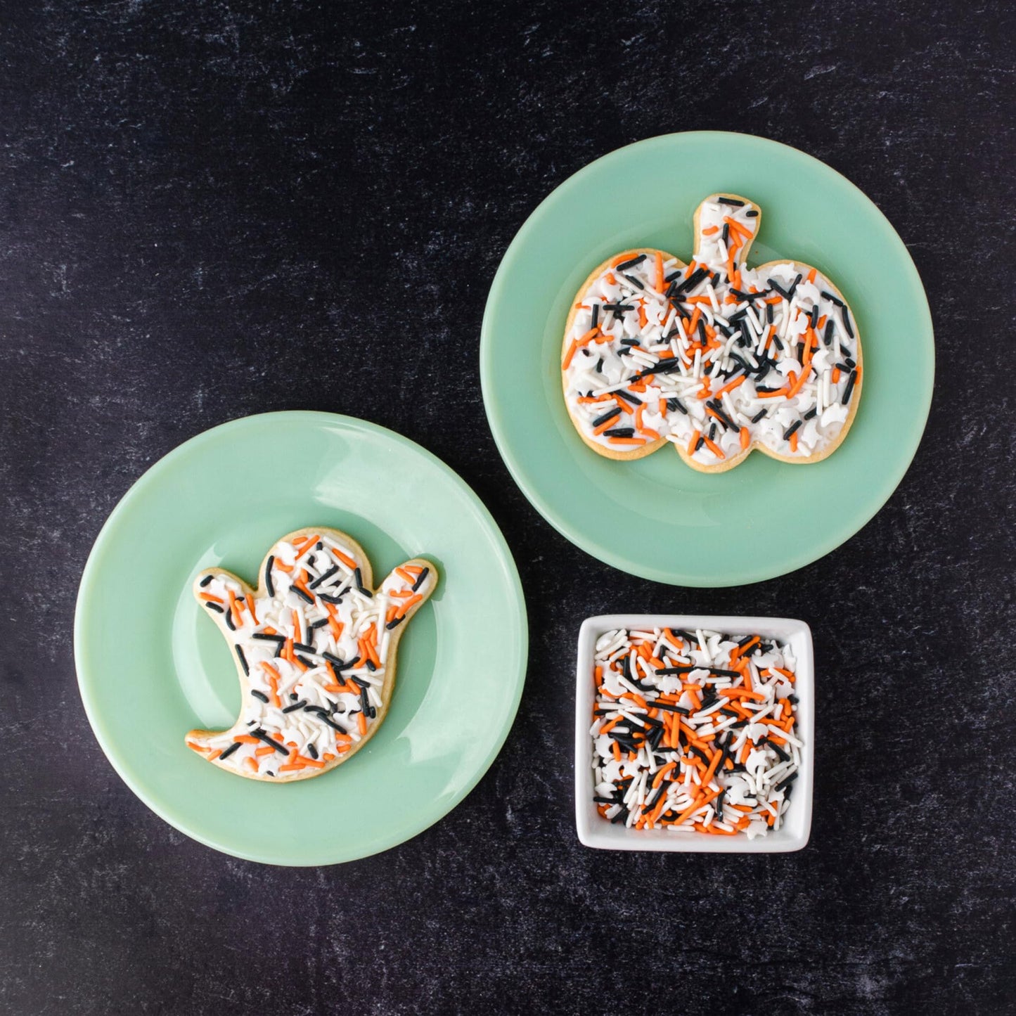 Halloween Frosting Kit with Sprinkles & Eyeballs - 11.31 oz Decorating Set with 3 Frosting Tubes (Orange, Black, White), 4 Nozzl