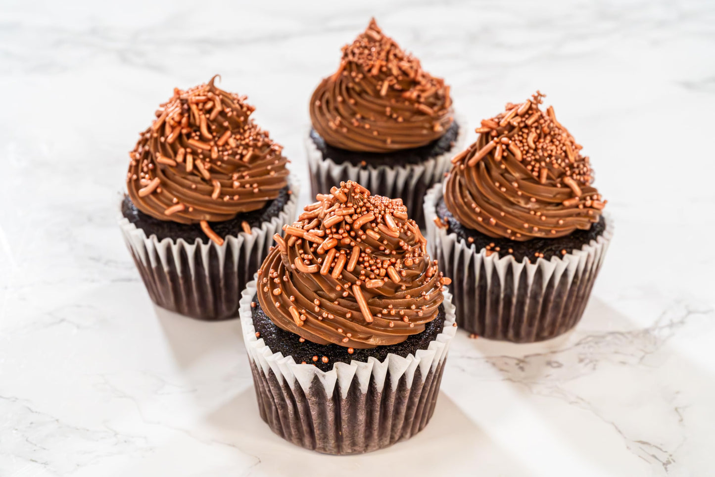 Bakerpan Rose Gold Sprinkles Edible For Cupcakes, Rose Gold Jimmies Sprinkles For Cake Decorating - 4.3 Ounces (Made In Usa)