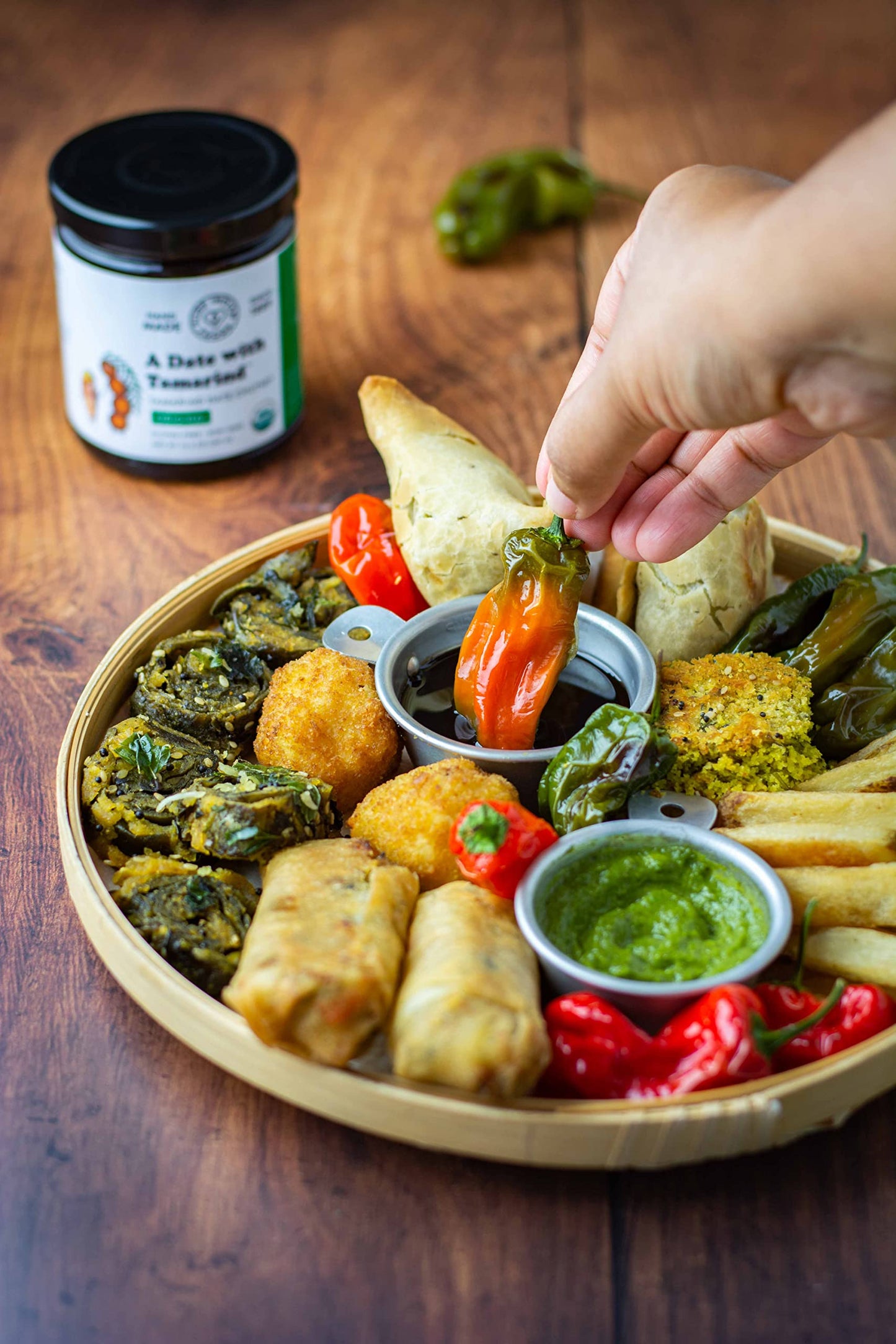 Organic Tamarind Date Chutney Condiment (Indian Preserve) - A Date With Tamarind, Non-Gmo, No Sugar Added, Sweet And Sour/Tart Flavor, Glass Jar