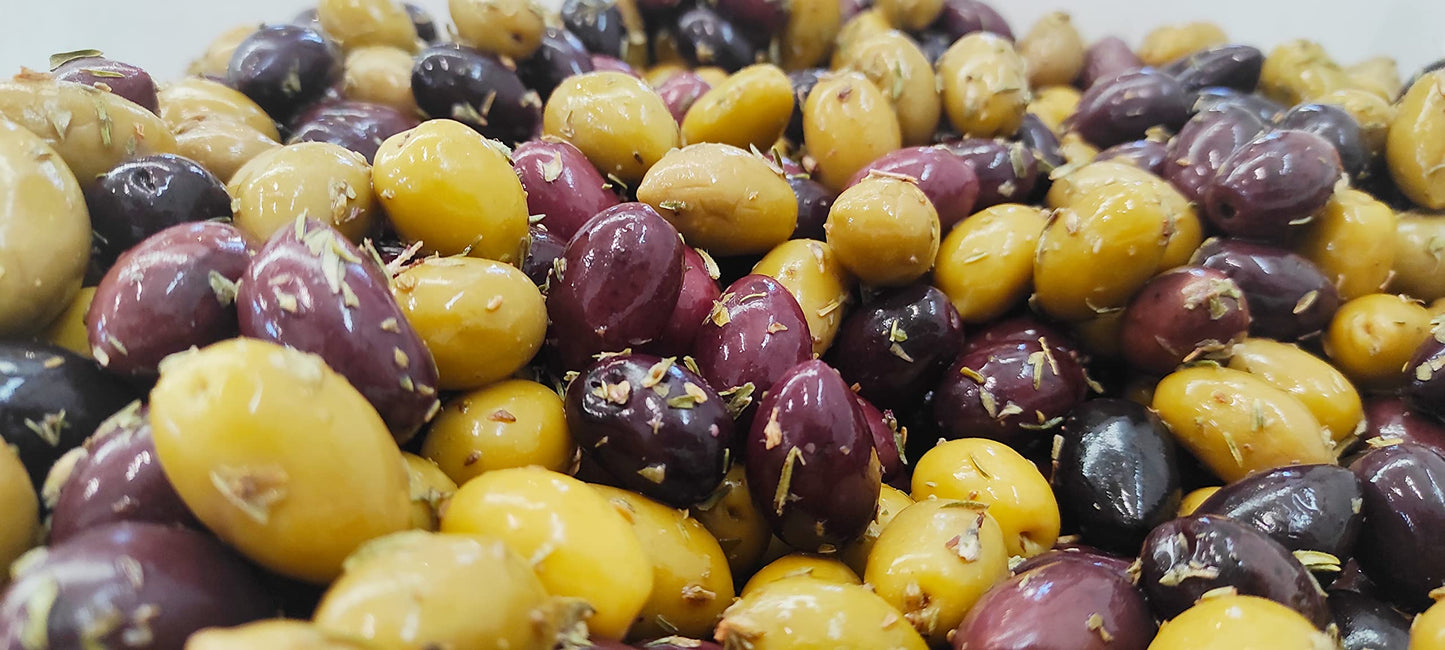 Pack Of 4 Mixed Olives In Vacuum, Black Kalamon Olives Mixed With Green Olives Marinated In Lemon Juice, With Savory Greek Orega