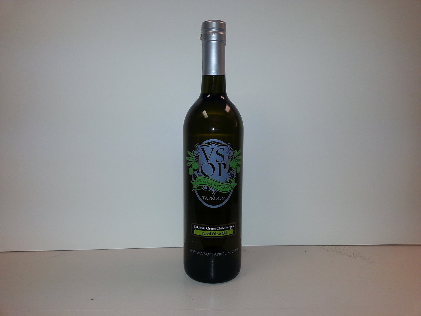 VSOP Organic Baklouti Green Chile Pepper Fused Extra Virgin Olive Oil - 750 ml / 25.36 oz