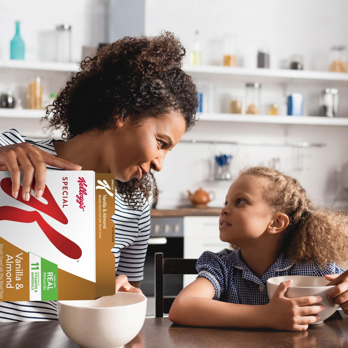 Kellogg'S Special K Breakfast Cereal, Fiber Cereal, Family Breakfast, Vanilla And Almond, 16.1Oz Box (1 Box)