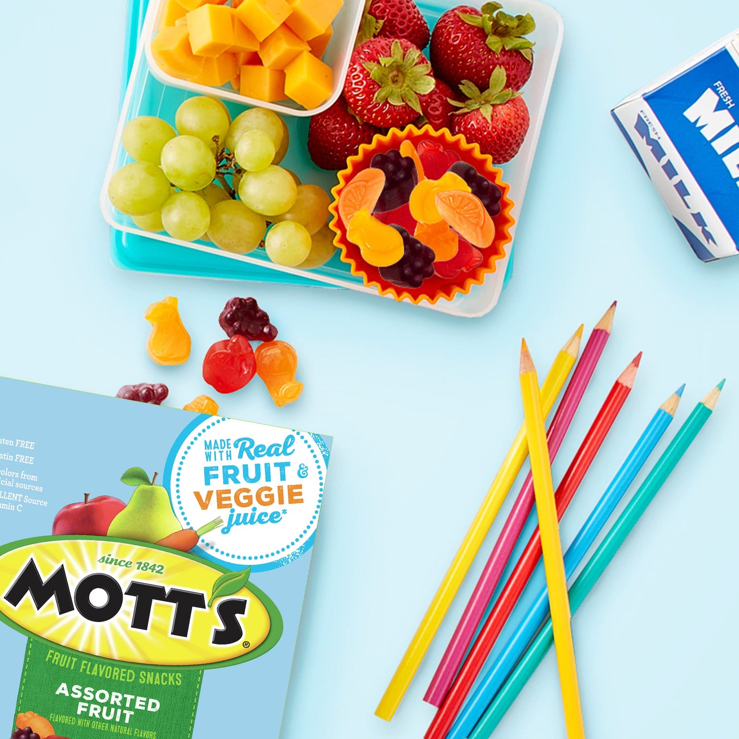 Motts Fruit Flavored Snacks, Assorted Fruit, Pouches, 0.8 oz, 22 ct