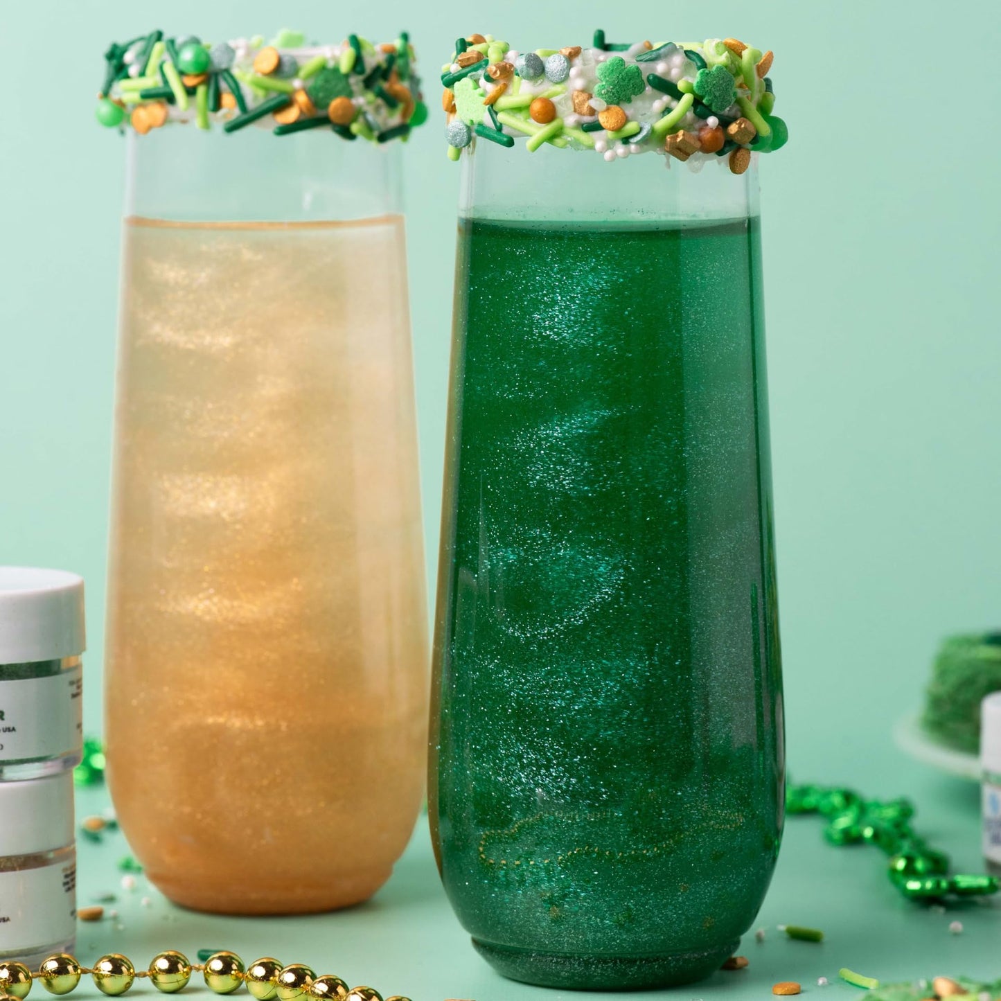Sweets Indeed Gold Edible Glitter, Perfect for Drinks, Cocktails, Beverages & Cake Decorating, Dessert Cake Topper, 4 grams (Gol