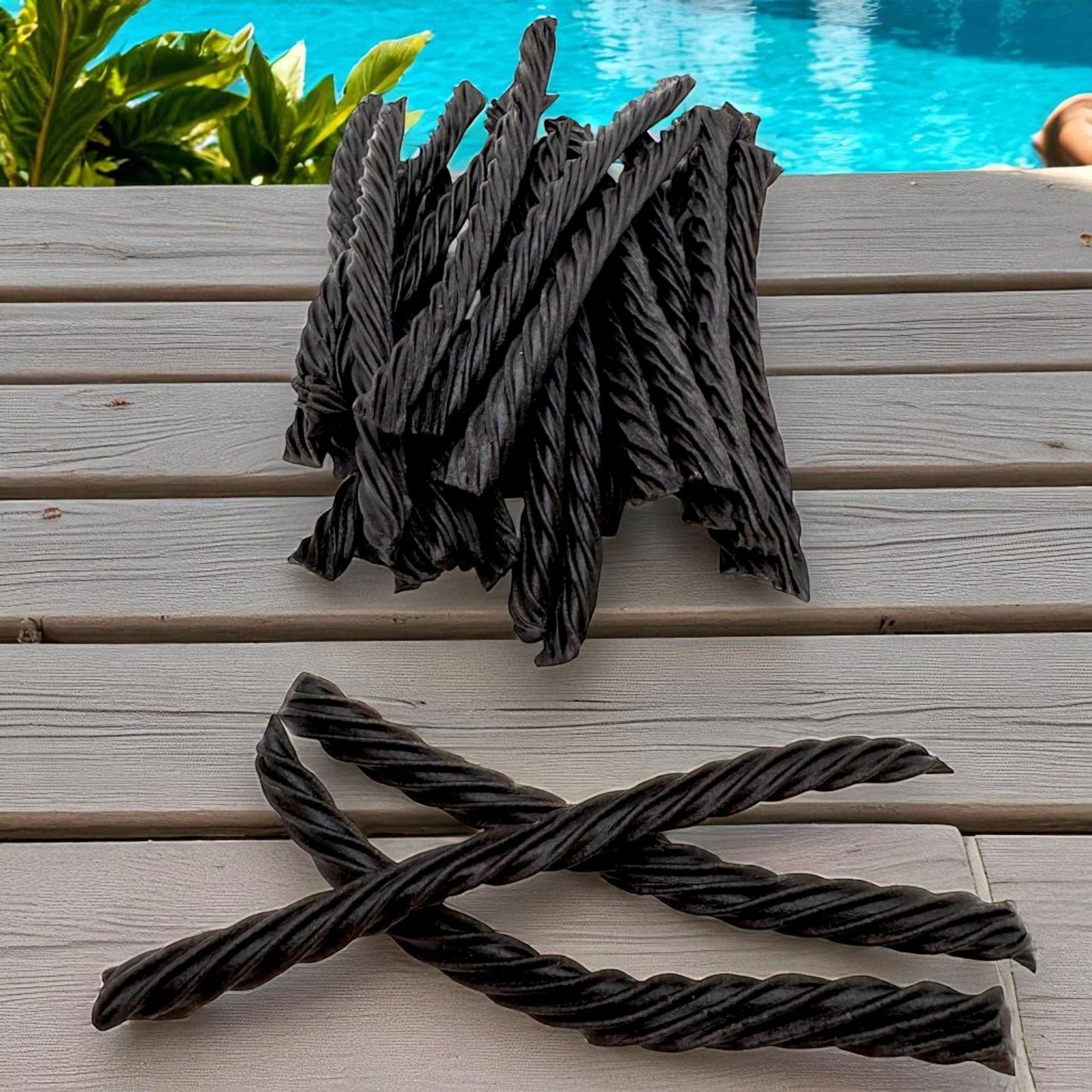 KLUB BULK Black Licorice Twists – Soft and Chewy Candy for Snacking – 1.5 lbs (24 oz)