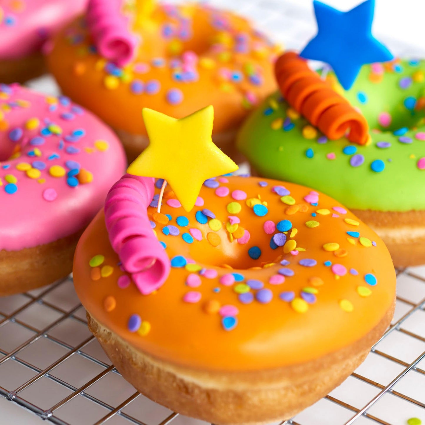 DecoPac Quins Fancy Sprinkles, 19.5oz, Neon Bright Confetti, Edible Sprinkles for Cakes, Cupcakes, Cookies, Model 21350
