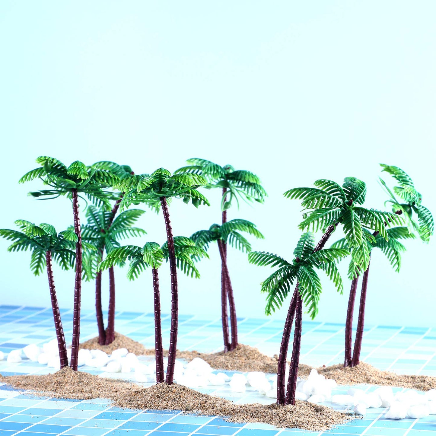Jovitec 16 Pieces Plastic Palm Tree Cake Topper Small Green Palm Coconut Tree Cake Decorations 5.5 Inch Hawaiian Tropical Cupcake Topper