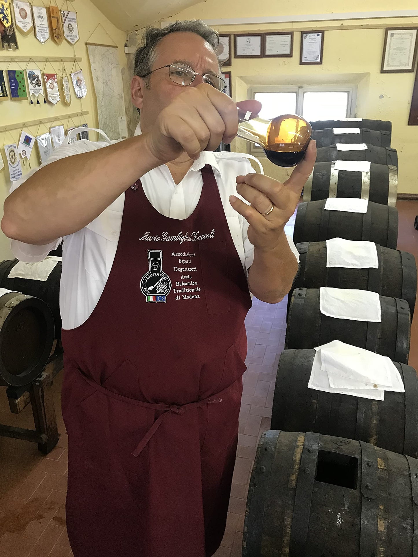 Dal 1732 Gambigliani Zoccoli Traditional Balsamic Vinegar, Extra Old, 3.38 Fl Oz, Aged over 25 Years, Packaged with Measuring Cap