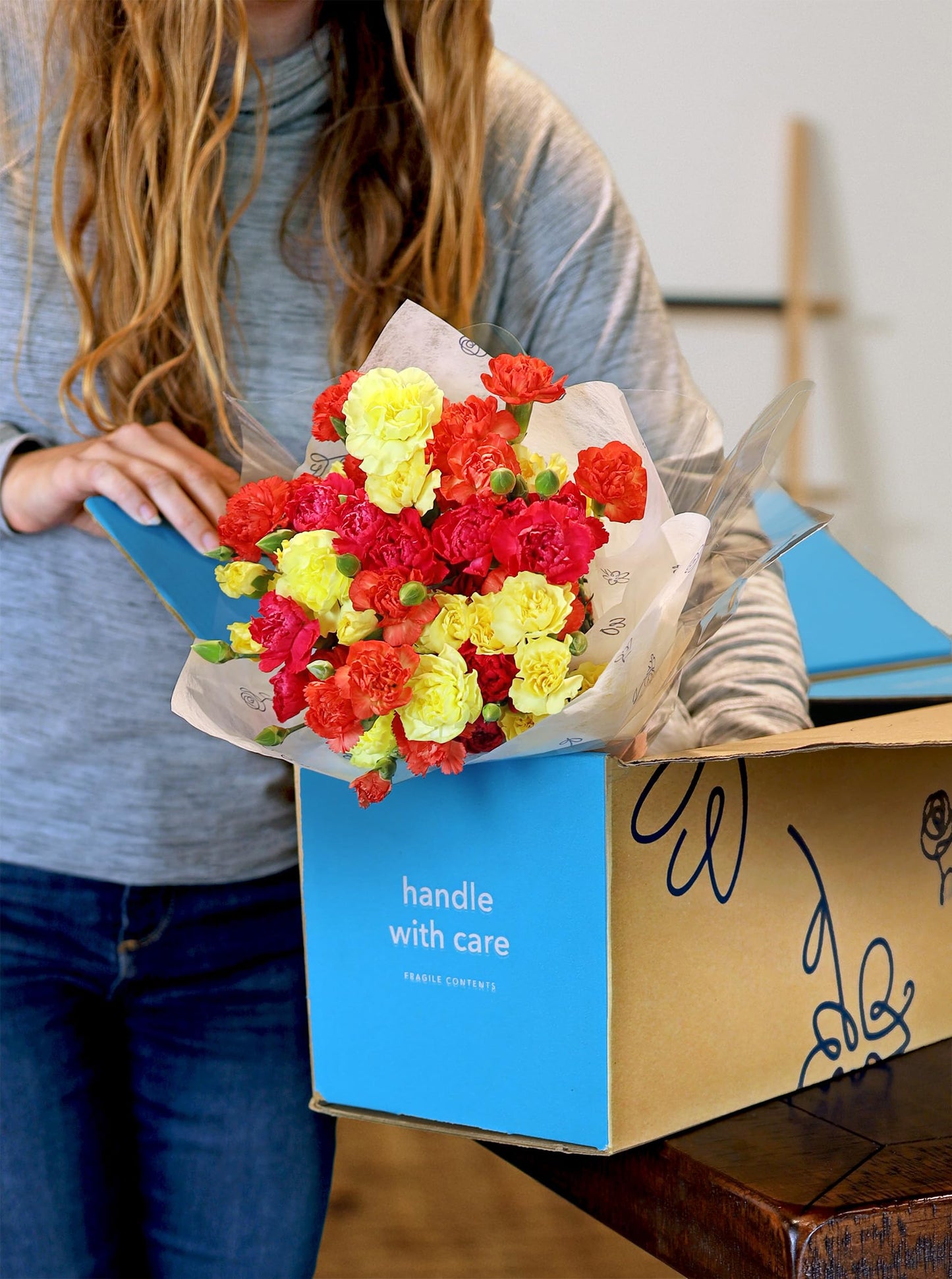 Benchmark Bouquets - 20 Stem Bright Mini Carnations (Glass Vase Included) - Fresh Flowers For Delivery - Gift For Graduation, Bi