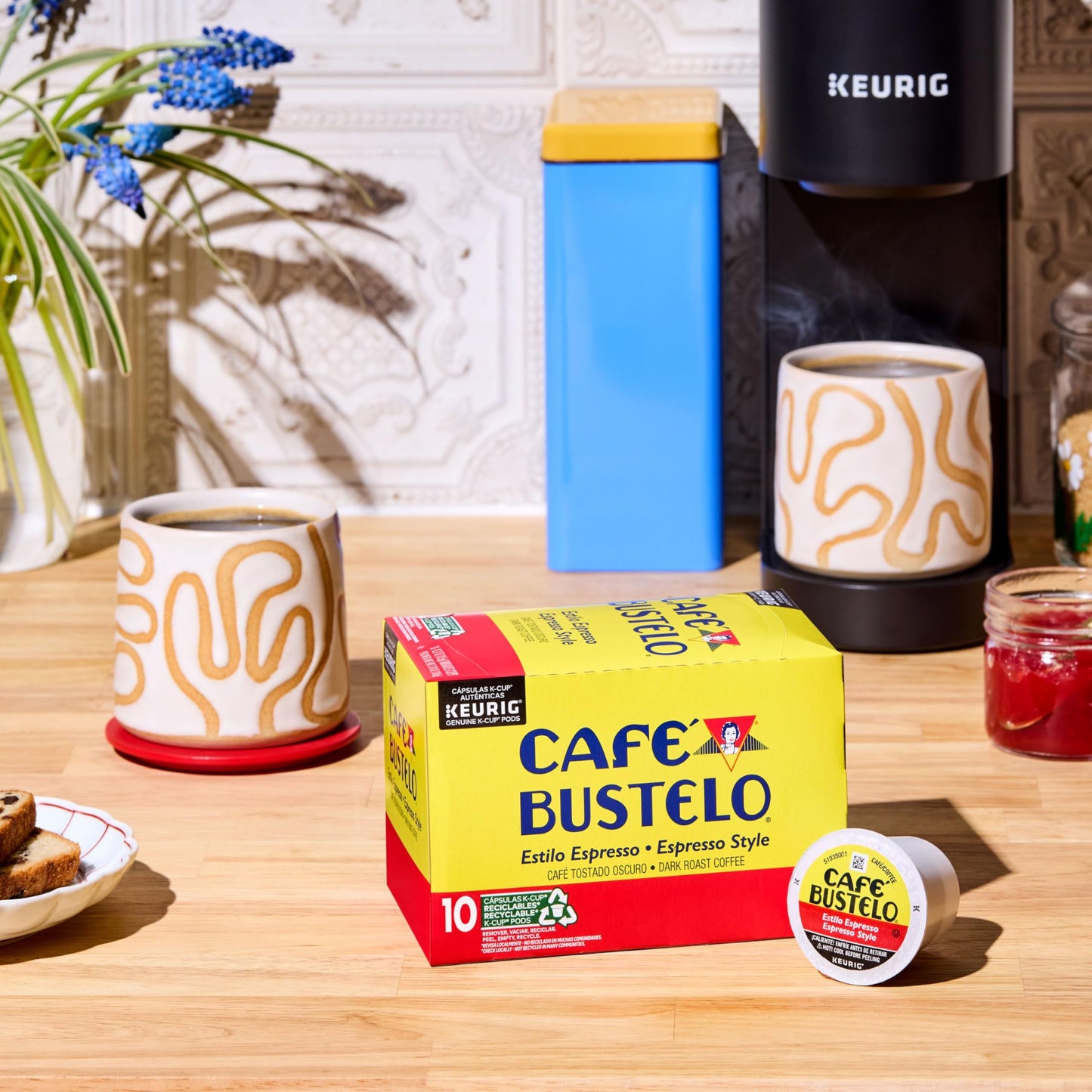 Caf   Bustelo Espresso Style Dark Roast Coffee, Keurig K-Cup Pods, 10 Count Box