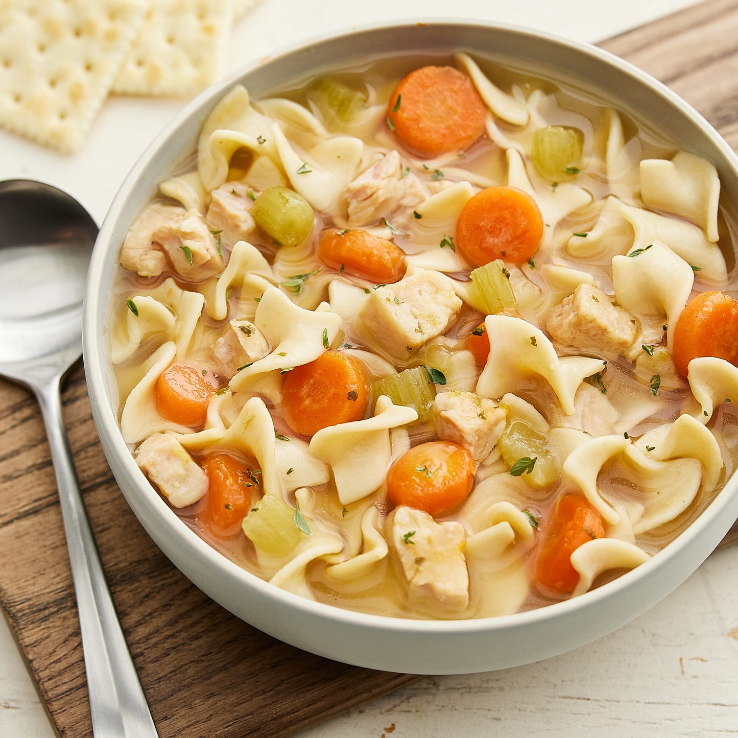 Progresso Light Chicken Noodle Soup, Ready to Serve Canned Soup, 18.5 oz (Pack of 12)