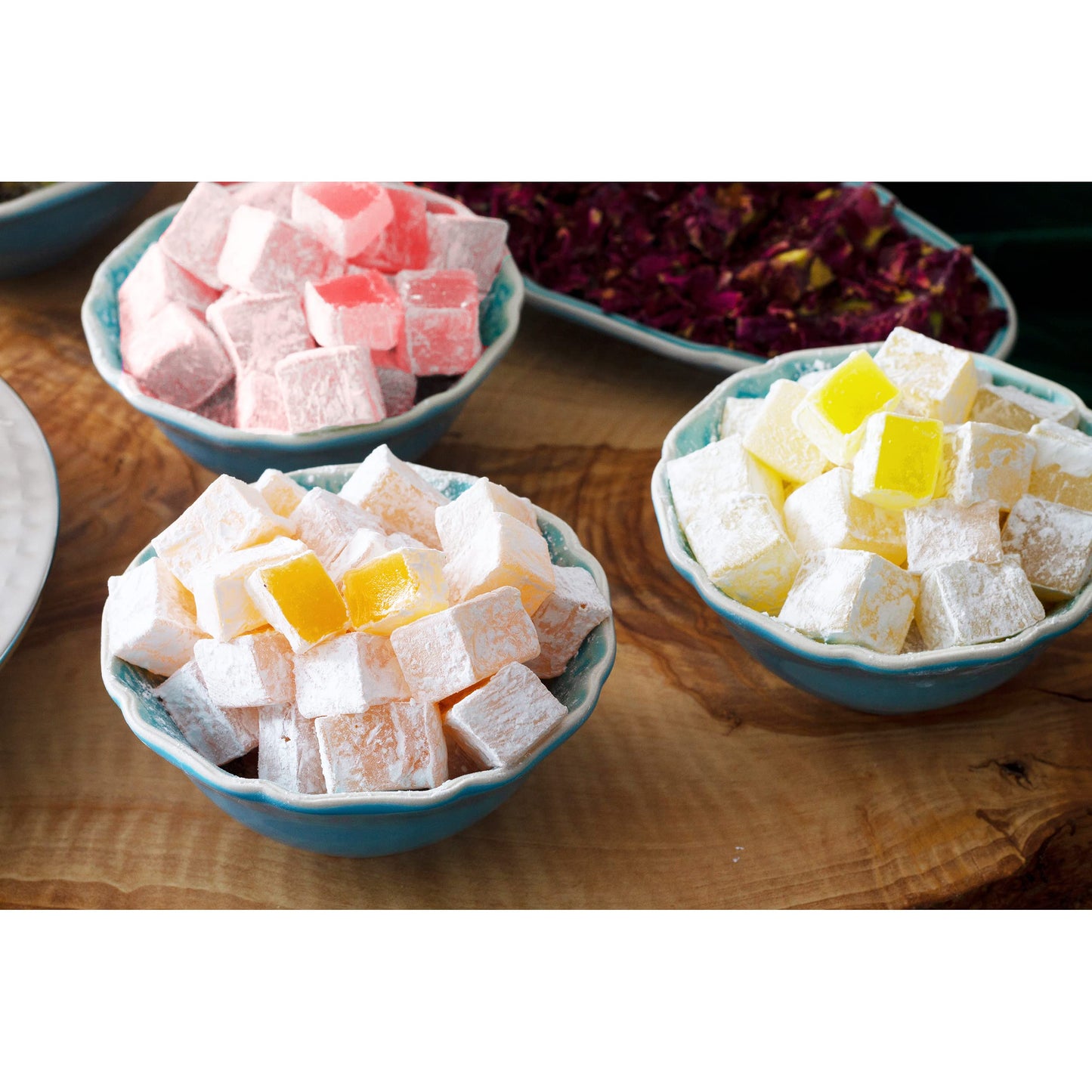Cerez Pazari Turkish Delight With Rose, Orange And Lemon Mix Flavours 16 Oz Gourmet Medium Size Snacks Gift Box, No Nuts Sweet T