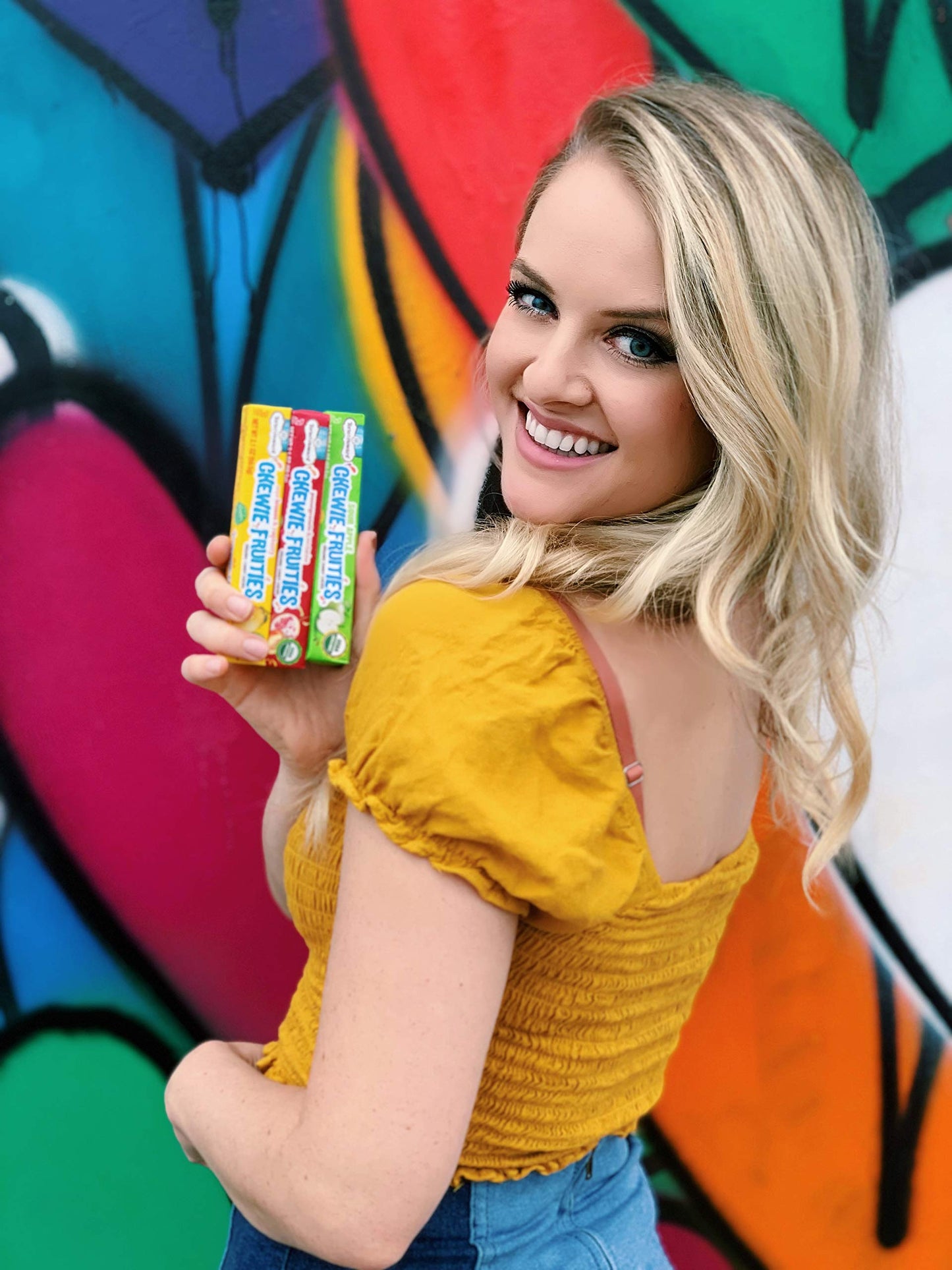 Torie And Howard Chewie Fruities Sour Apple 4 Ounce